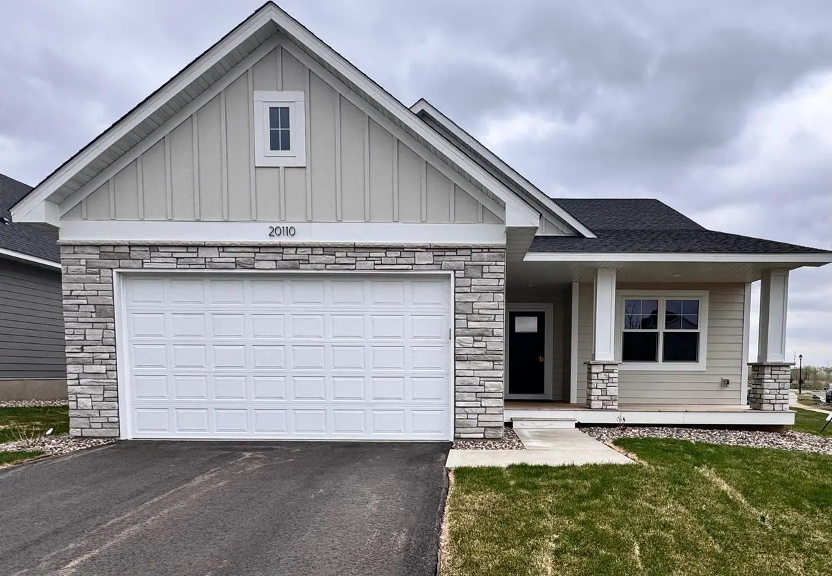 20110 Globe DR, Lakeville, MN 55044