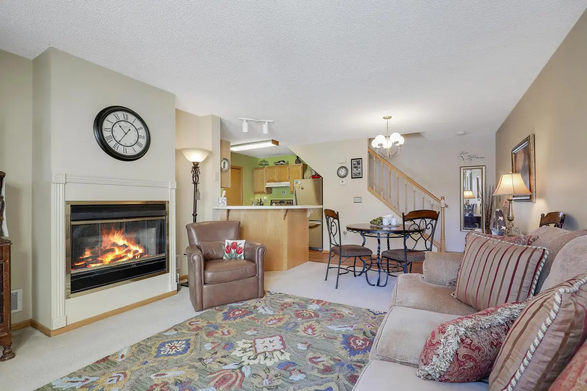 691 85th LN NW #7, Coon Rapids, MN 55433