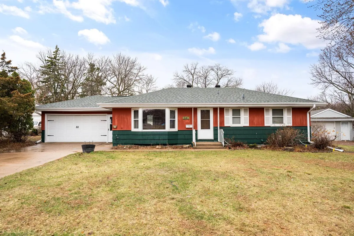 6140 Rainbow DR NE, Fridley, MN 55432