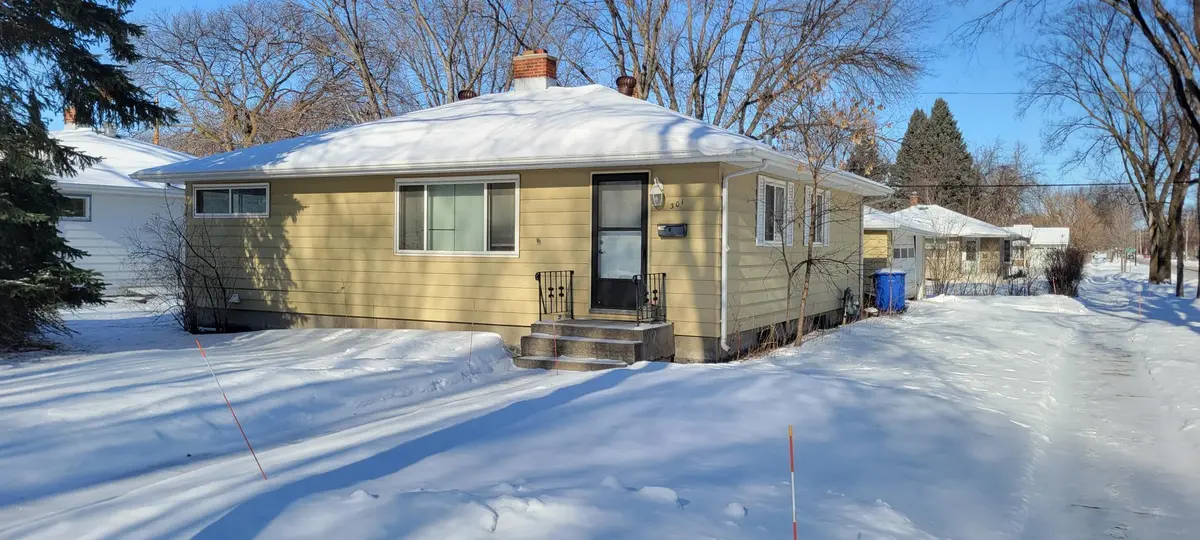 301 21st AVE N, Fargo, ND 58102