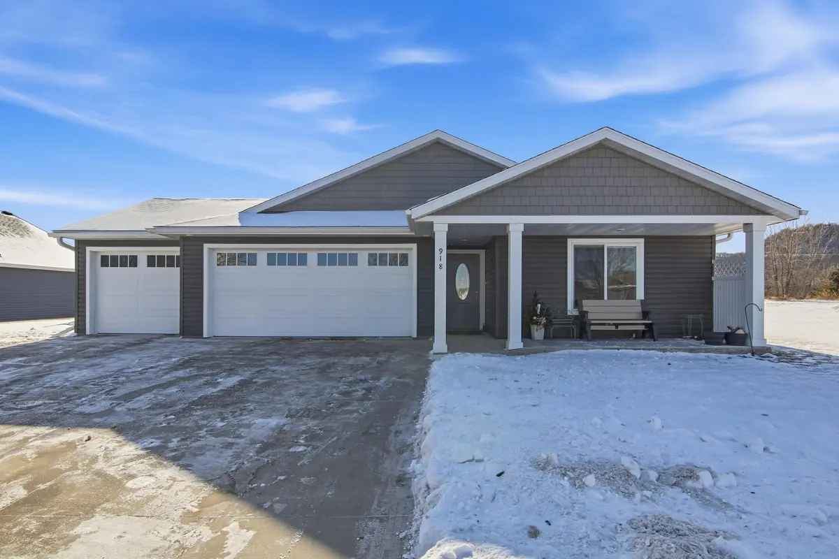 918 21st ST, Wabasha, MN 55981