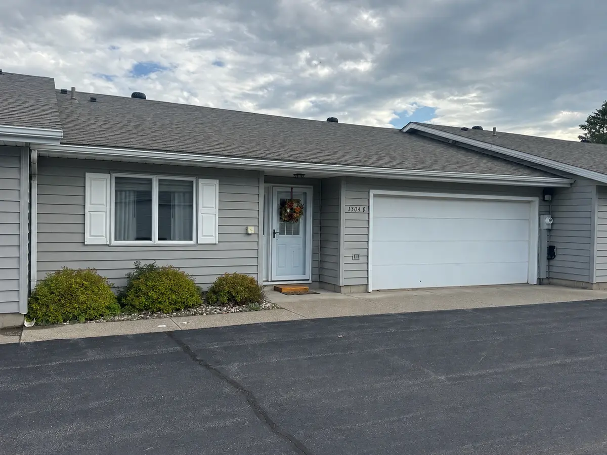 1304D Mcnally DR, Winona, MN 55987