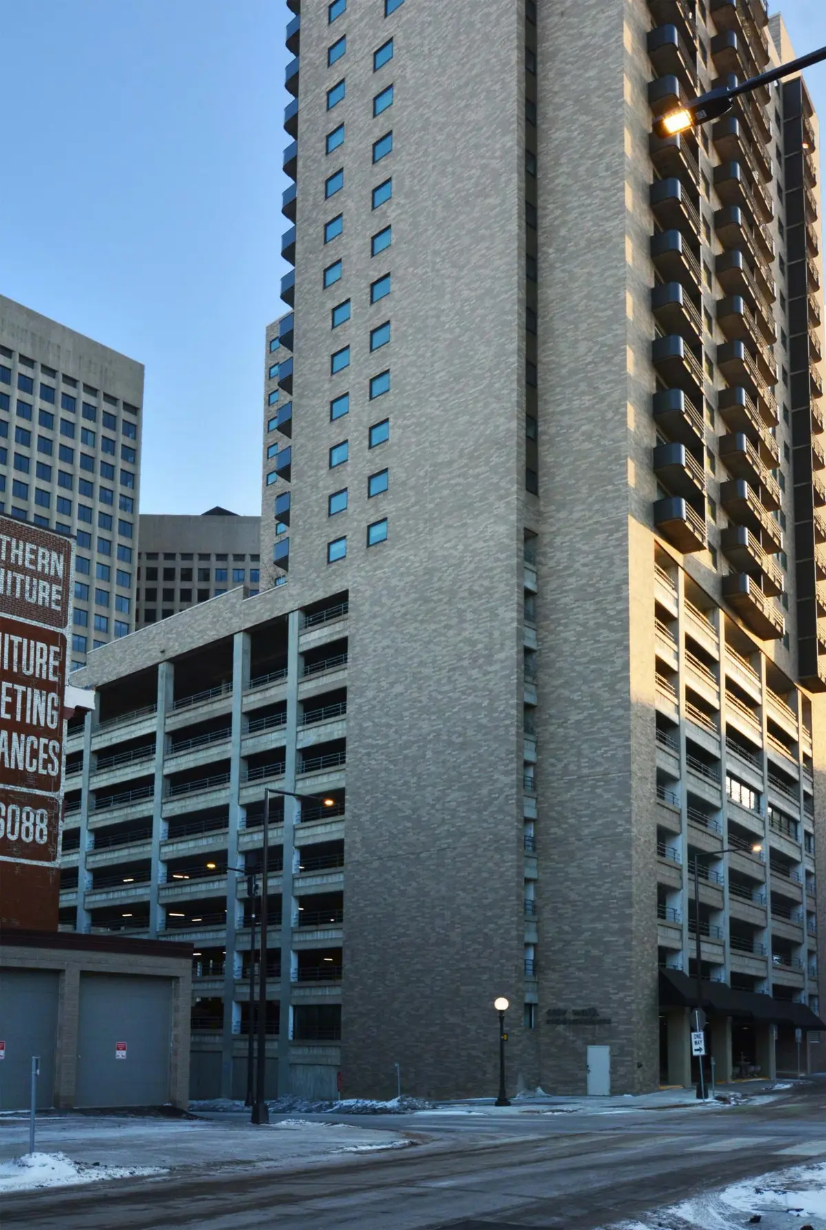66 9th ST E #2512, Saint Paul, MN 55101