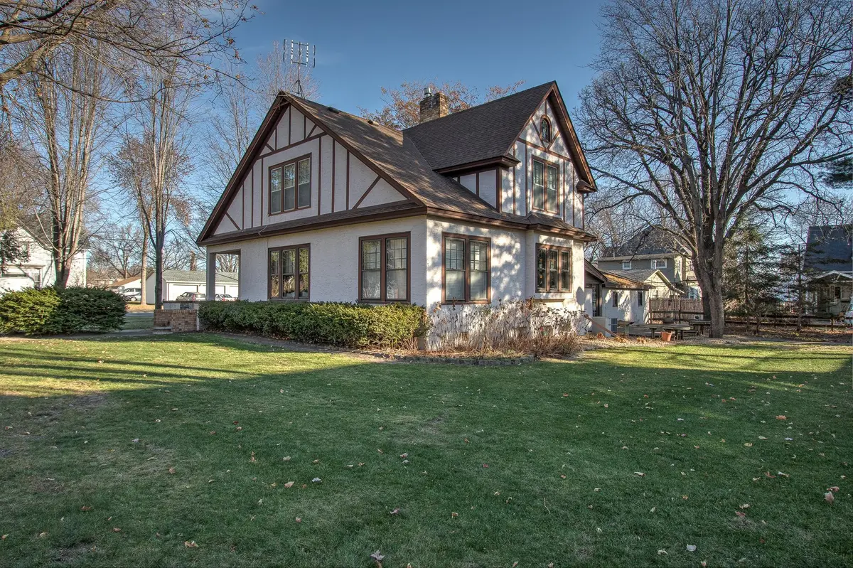 308 Cypress ST S, Cambridge, MN 55008