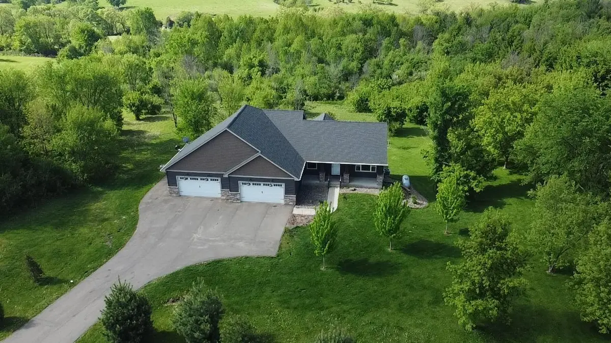 W9397 637th AVE, Ellsworth, WI 54011