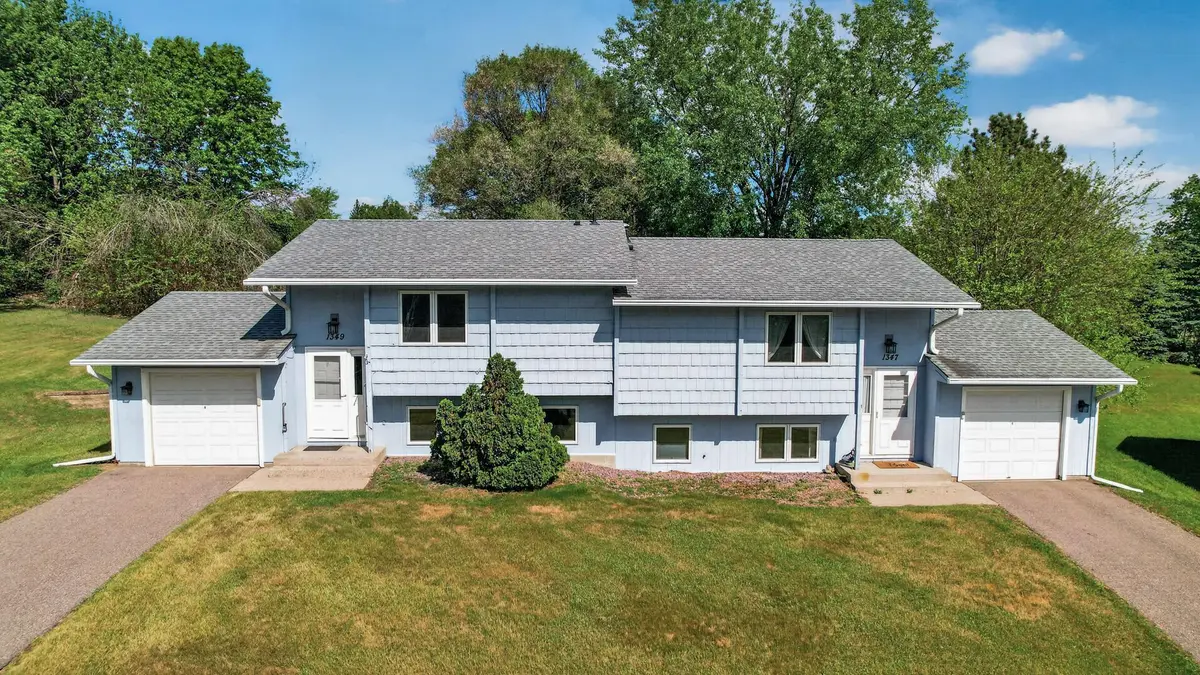 1349 Easter LN, Eagan, MN 55123