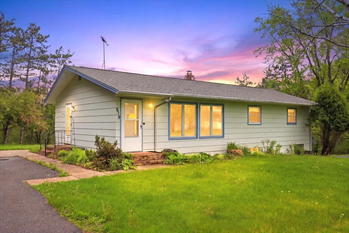 619 Seminole AVE, Osceola, WI 54020