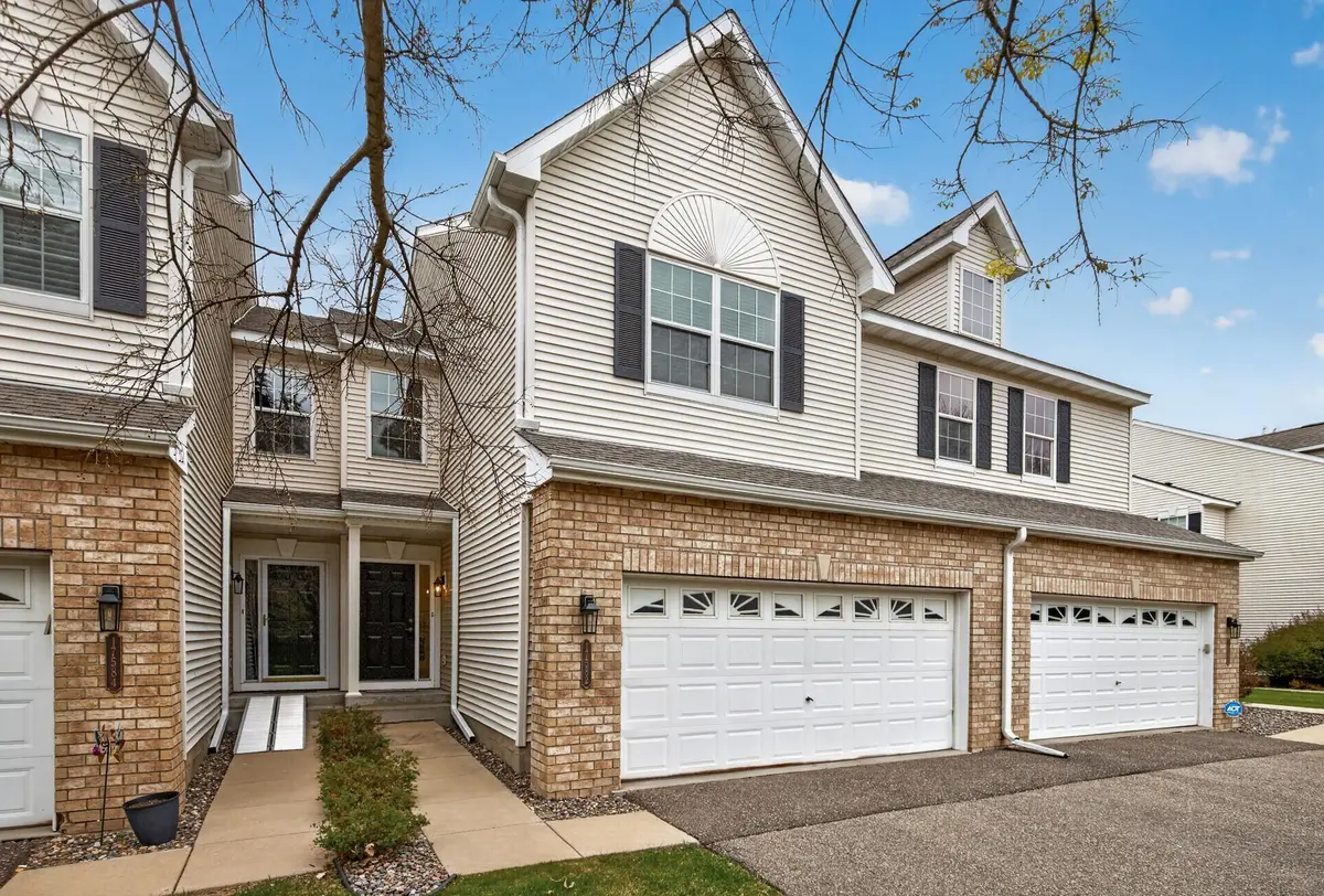 17582 Hackberry CT, Eden Prairie, MN 55347