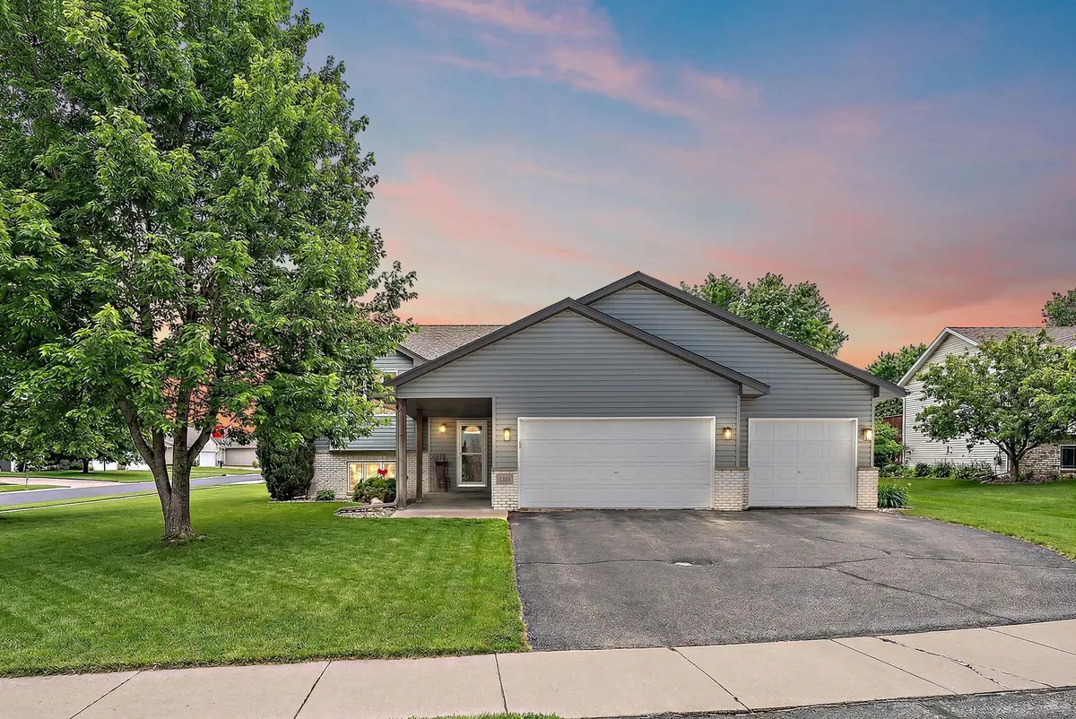 1315 Science AVE NW, New Prague, MN 56071