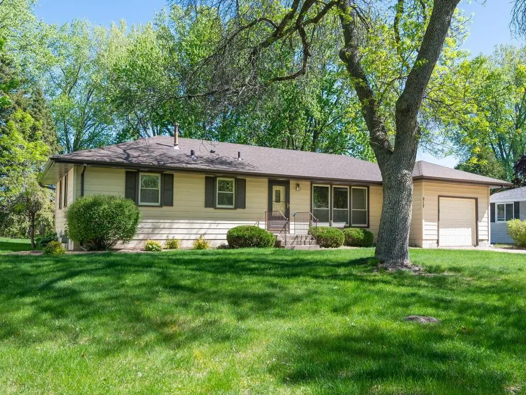 217 69th AVE NE, Fridley, MN 55432