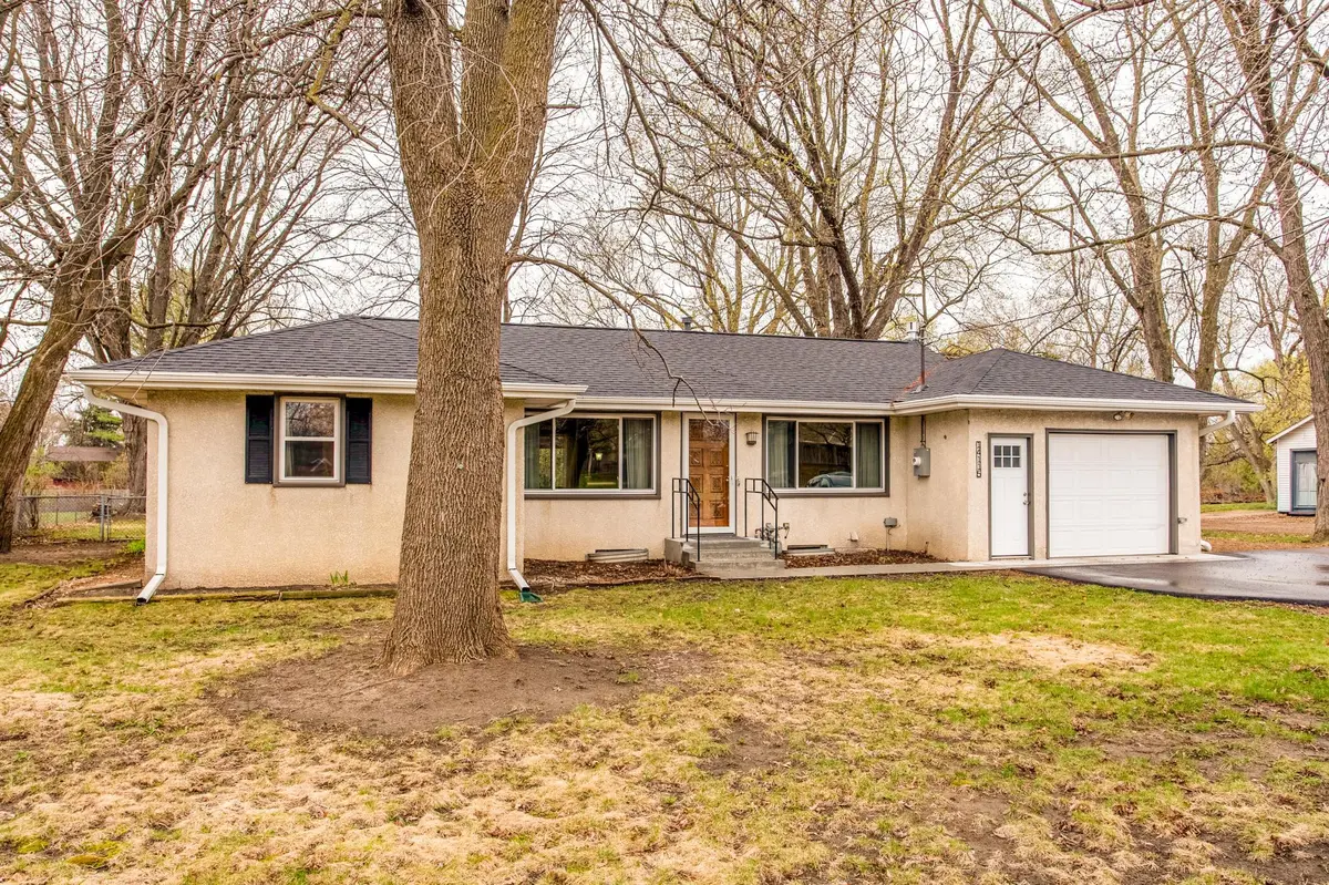 14115 Rockford Rd, Plymouth, MN 55447