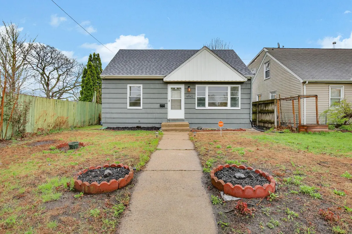4942 Penn AVE N, Minneapolis, MN 55430