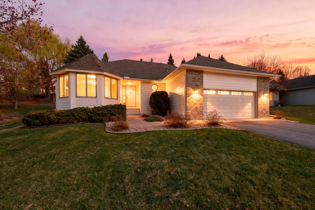 6724 Timber Crest DR, Maple Grove, MN 55311