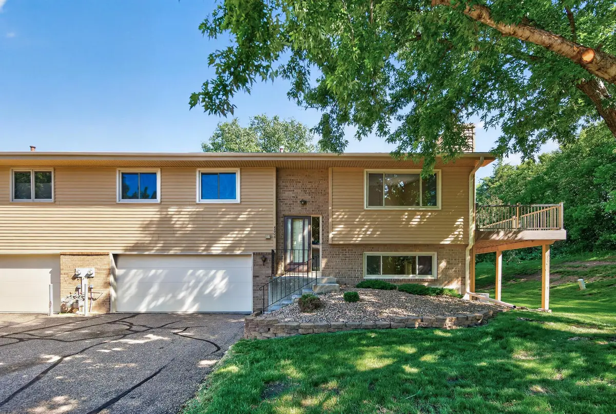 4604 Rosewood LN N, Plymouth, MN 55442