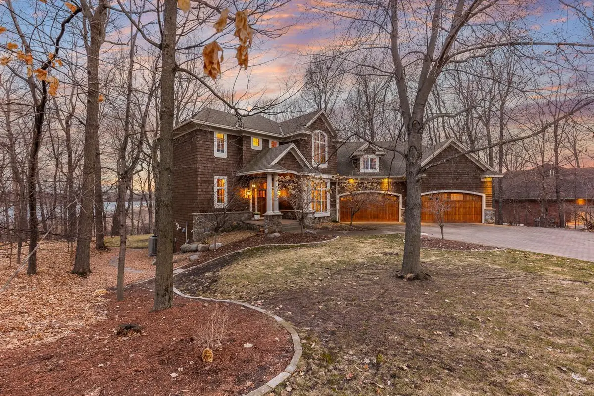 27665 Virginia CV, Excelsior, MN 55331