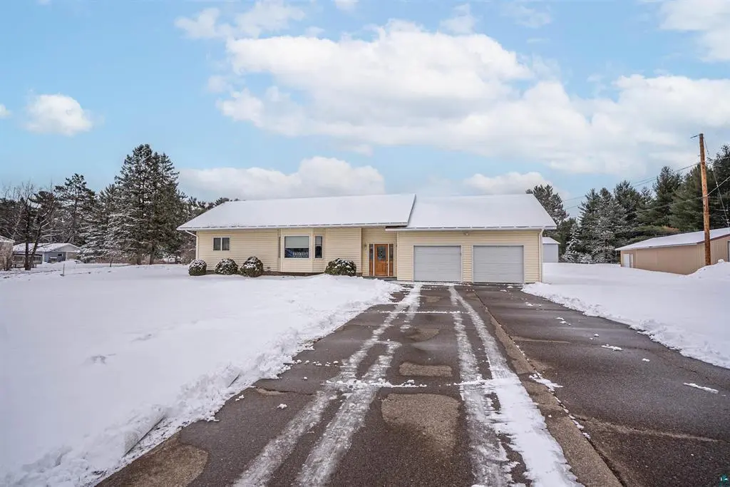 1580 Olsonville RD, Carlton, MN 55718