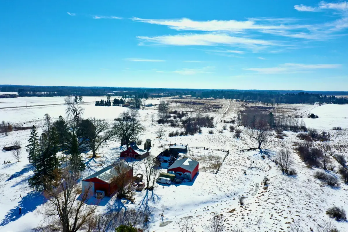 2854 405th AVE NE, Braham, MN 55006