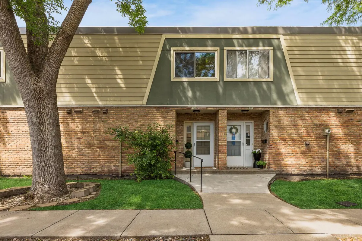 7361 W Franklin AVE, Saint Louis Park, MN 55426