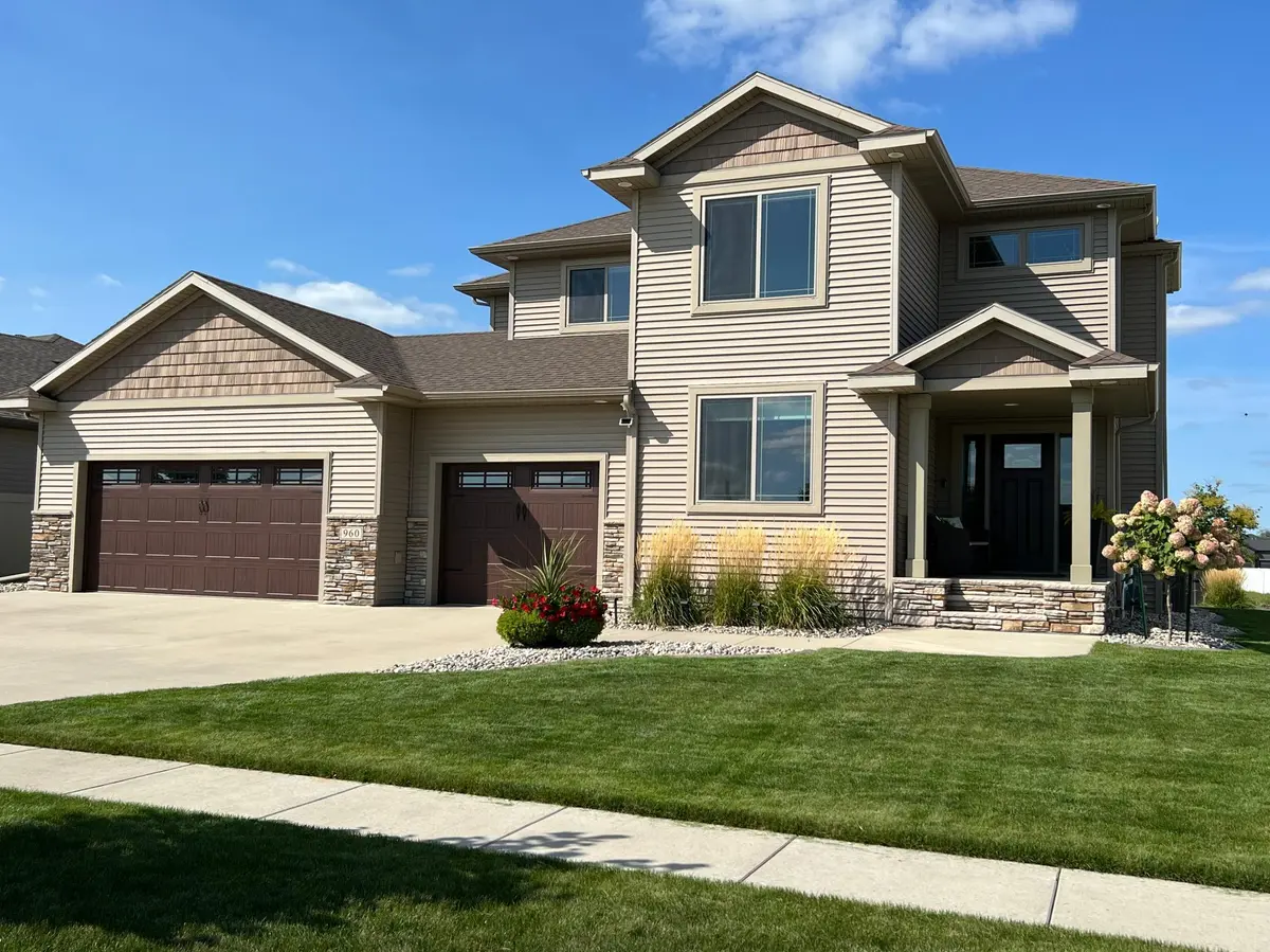 960 51st AVE W, West Fargo, ND 58078
