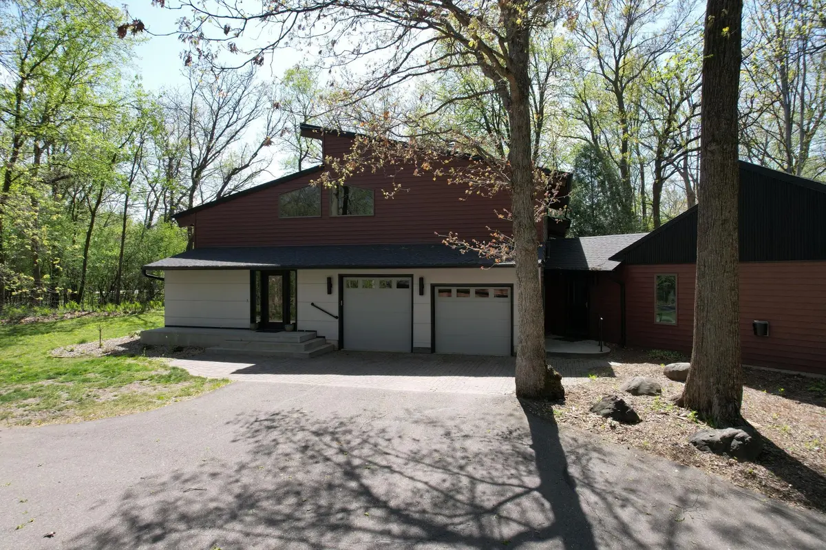 6835 Buckthorn DR NW, Rochester, MN 55901