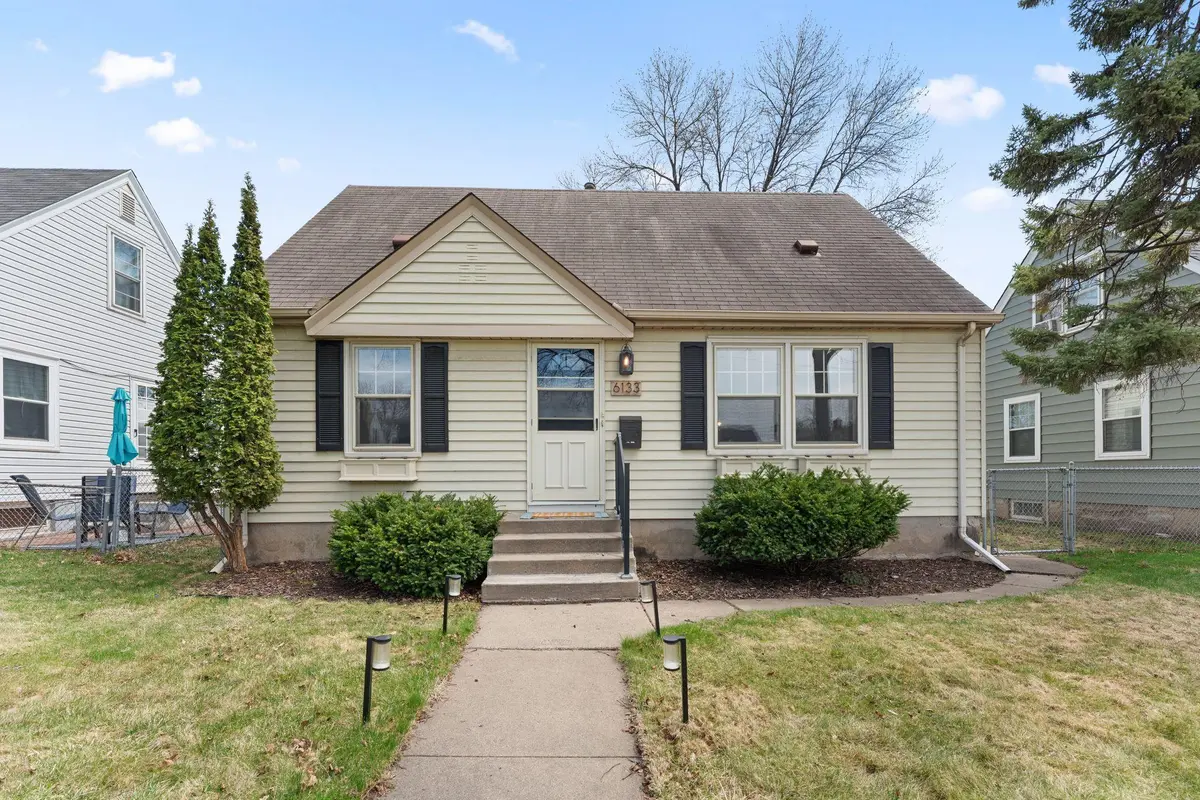 6133 Clinton AVE, Minneapolis, MN 55419