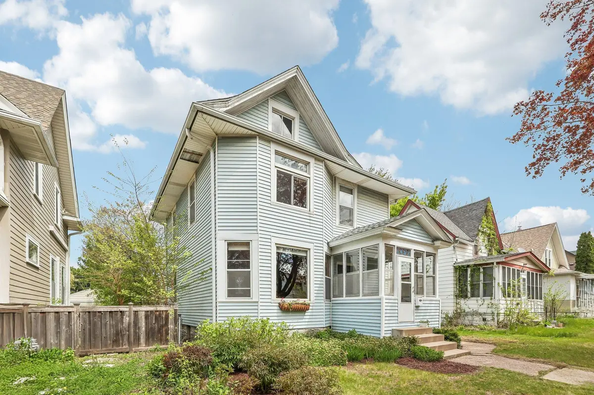 1451 Charles AVE, Saint Paul, MN 55104