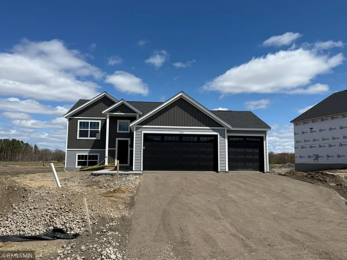 1555 Meadows DR NE, East Bethel, MN 55011