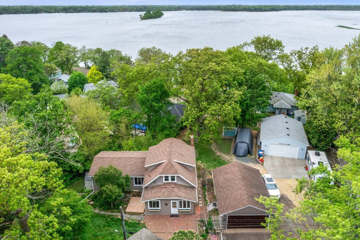 5441 Ridgeway ST, White Bear Twp, MN 55110
