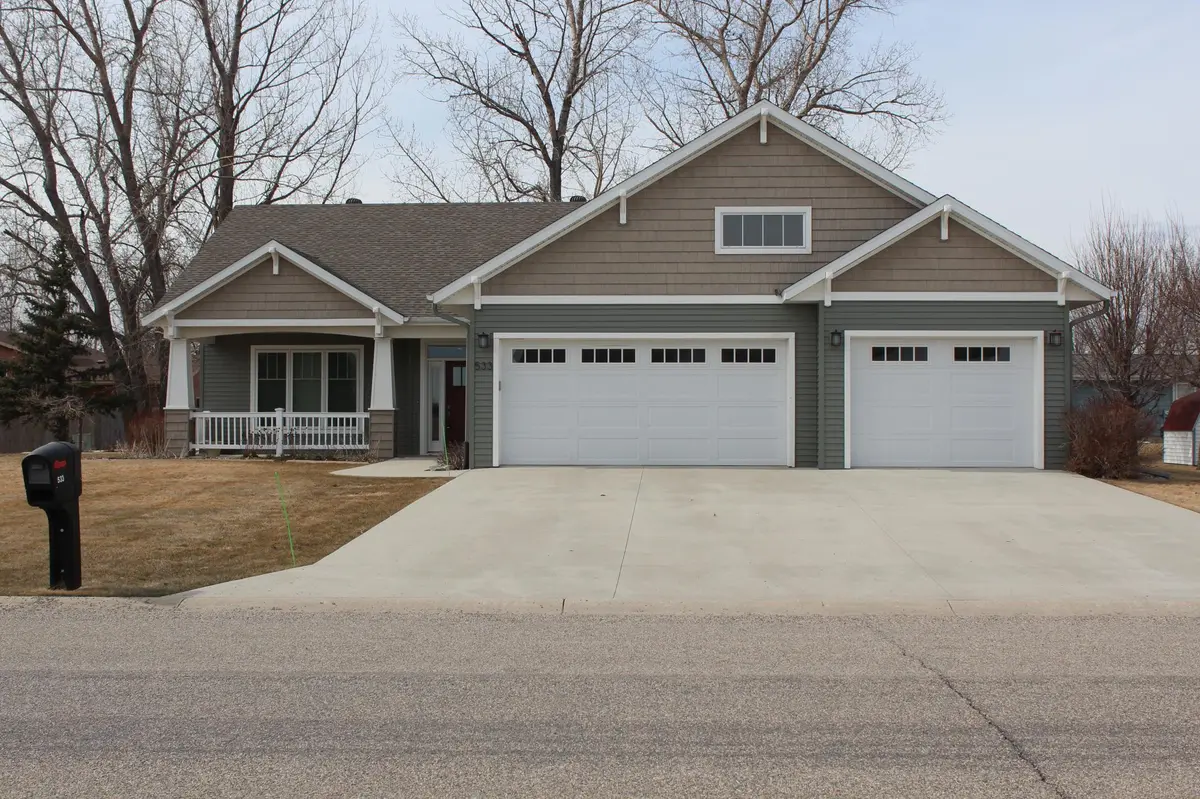 533 7th Ave. SE AVE SE, Mayville, ND 58257