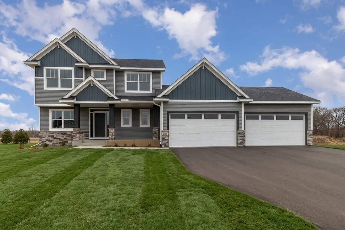 21057 Tippecanoe ST NE, East Bethel, MN 55011