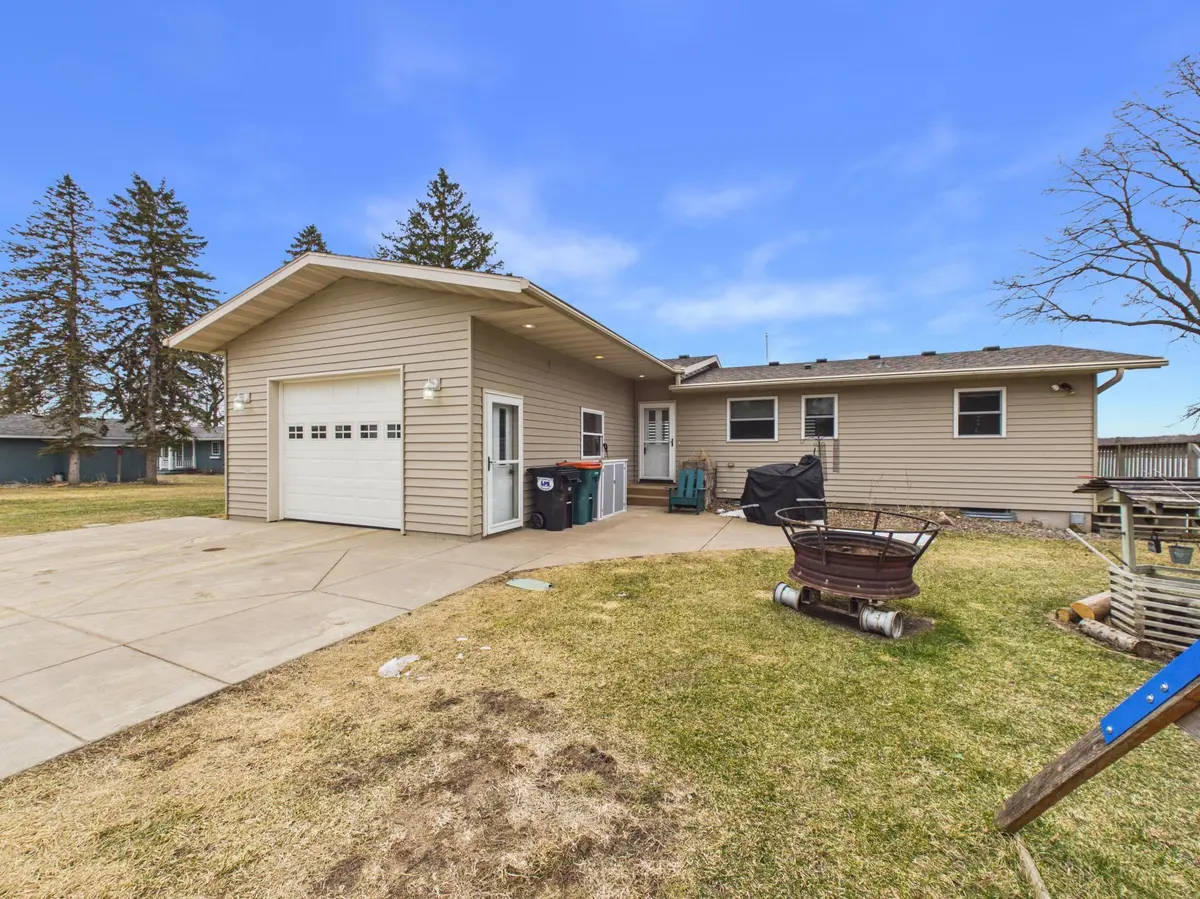 18291 Emerson TRL, Burtrum, MN 56318