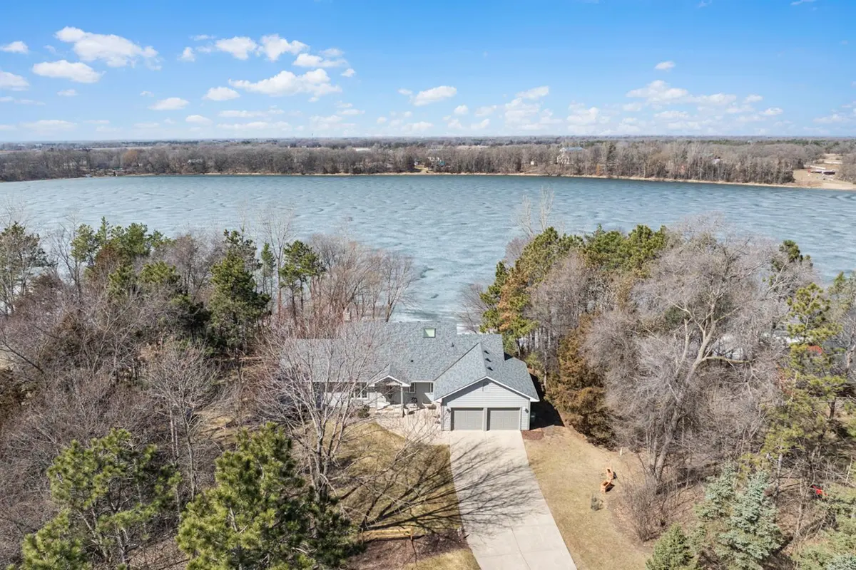 9062 100th AVE SE, Clear Lake, MN 55319