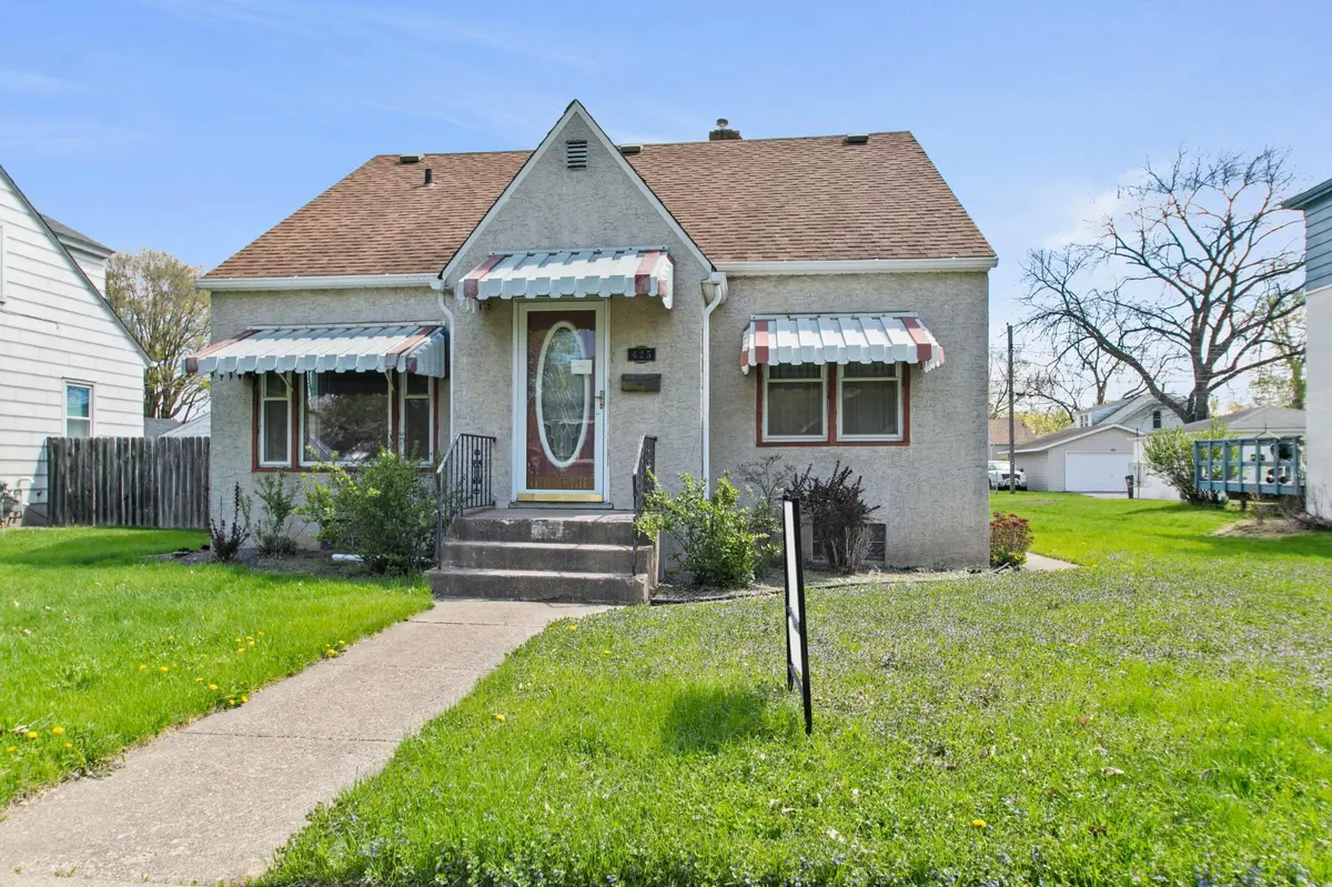 425 9th AVE S, South Saint Paul, MN 55075