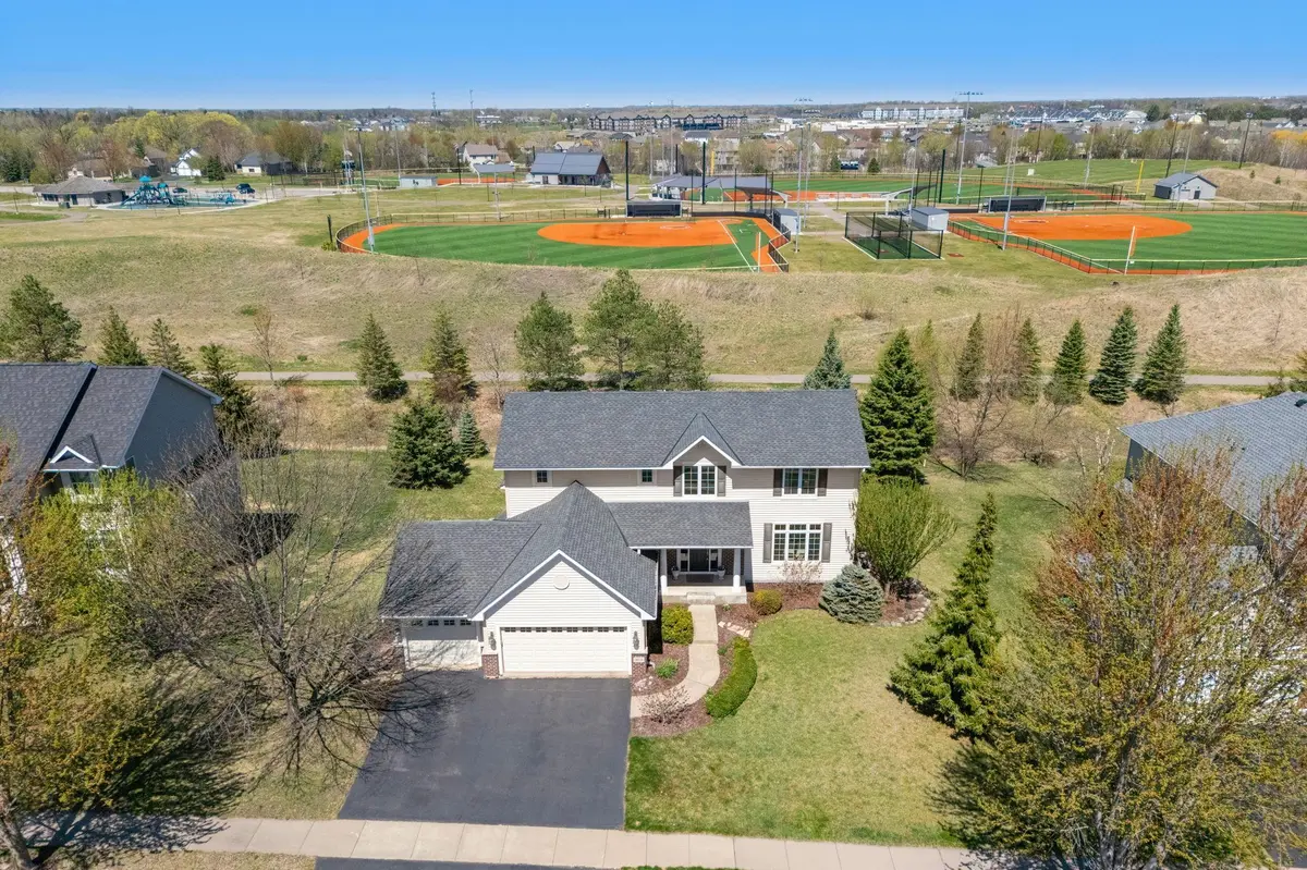 18724 65th PL N, Maple Grove, MN 55311
