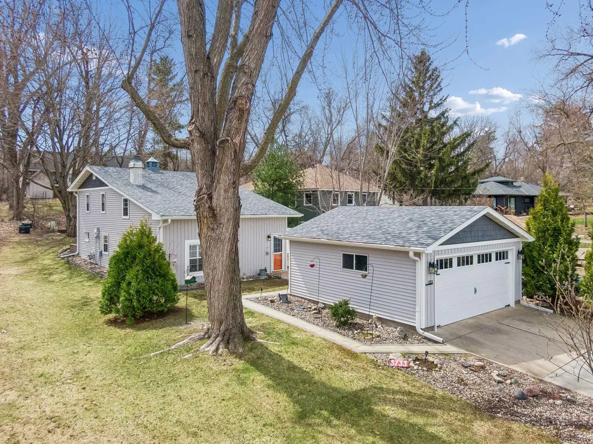 3733 Hickory RD, Excelsior, MN 55331