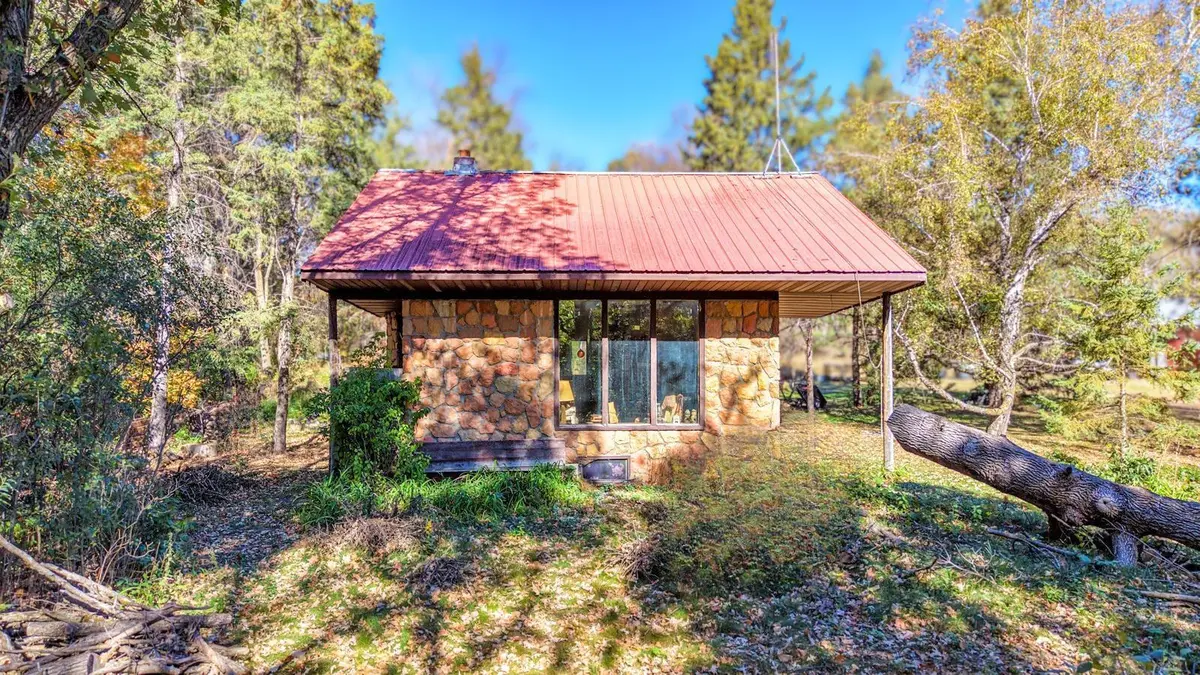 29280 Mchugh RD, Detroit Lakes, MN 56501