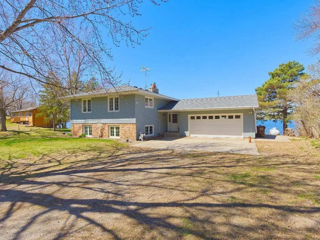 2391 Kimball AVE NW, Annandale, MN 55302