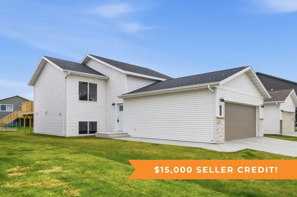 6638 68th ST S, Horace, ND 58047