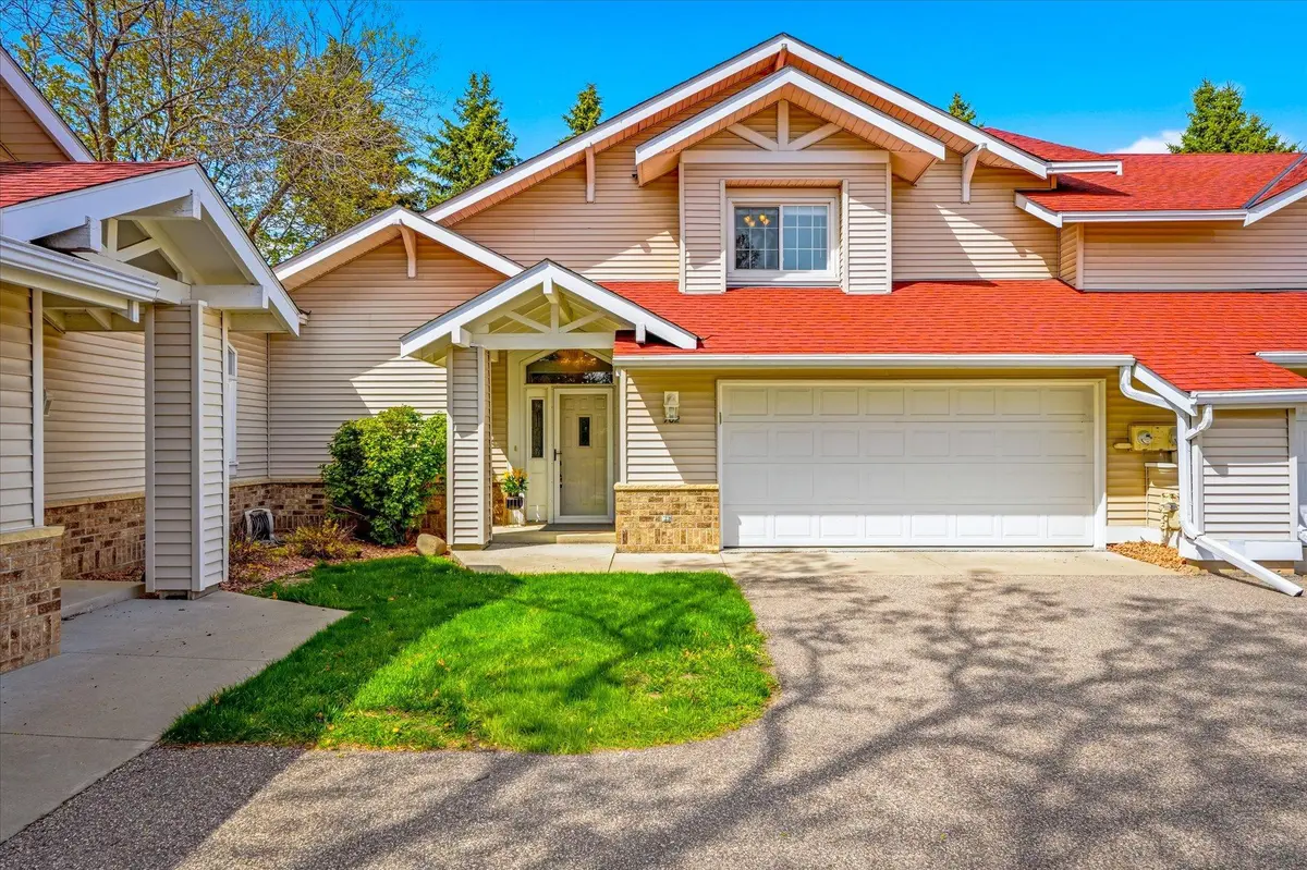 702 E Nicollet BLVD, Burnsville, MN 55337