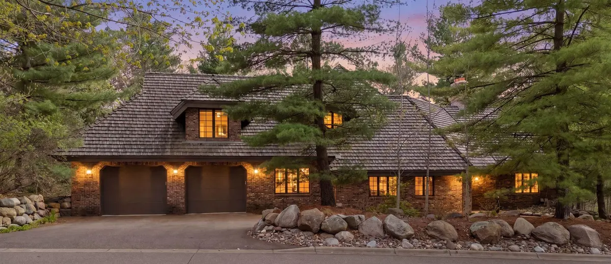 18217 Woolman DR, Minnetonka, MN 55345
