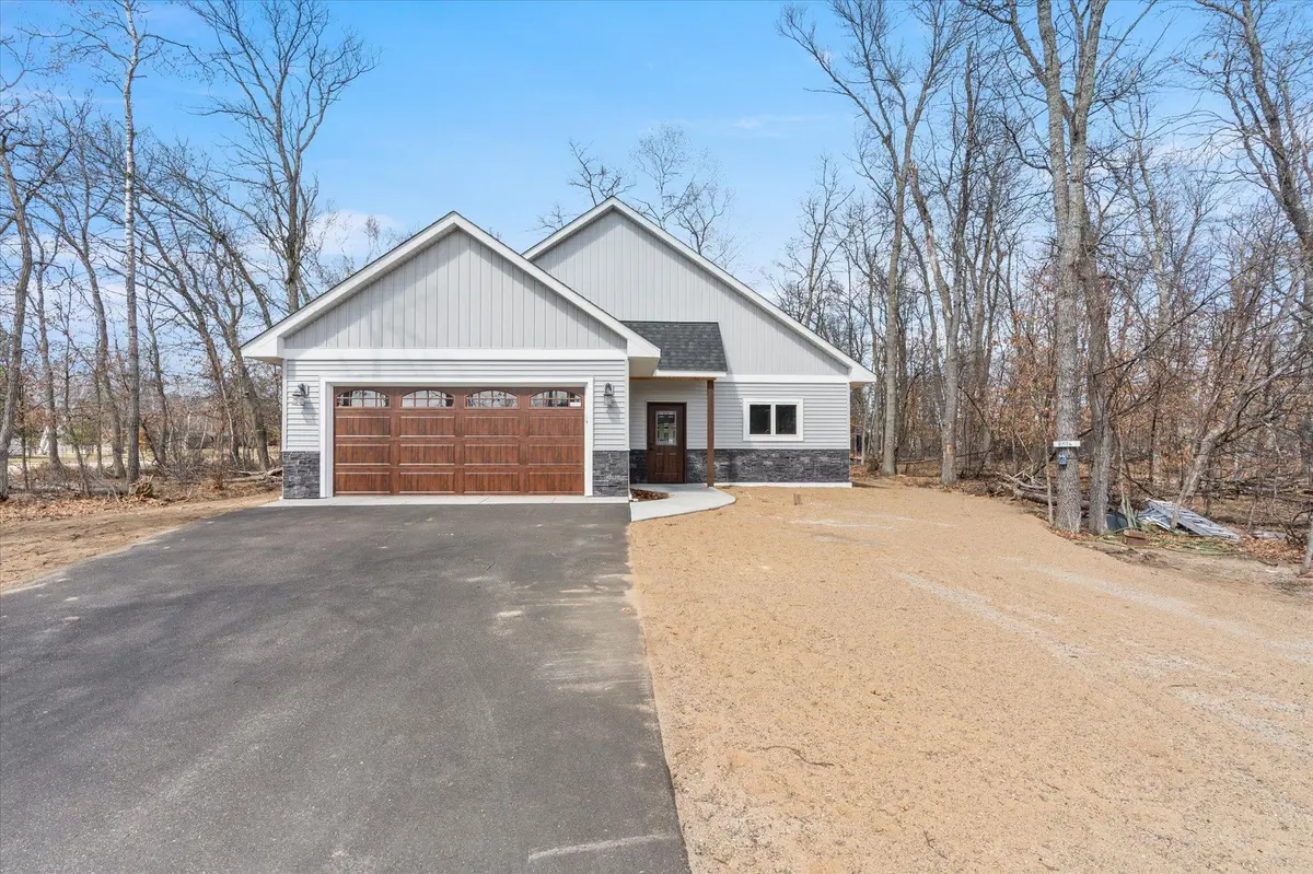 8826 Breezy Point BLVD, Breezy Point, MN 56472