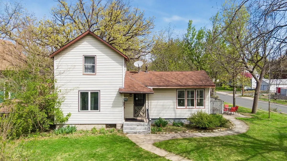 302 9th ST W, Hastings, MN 55033