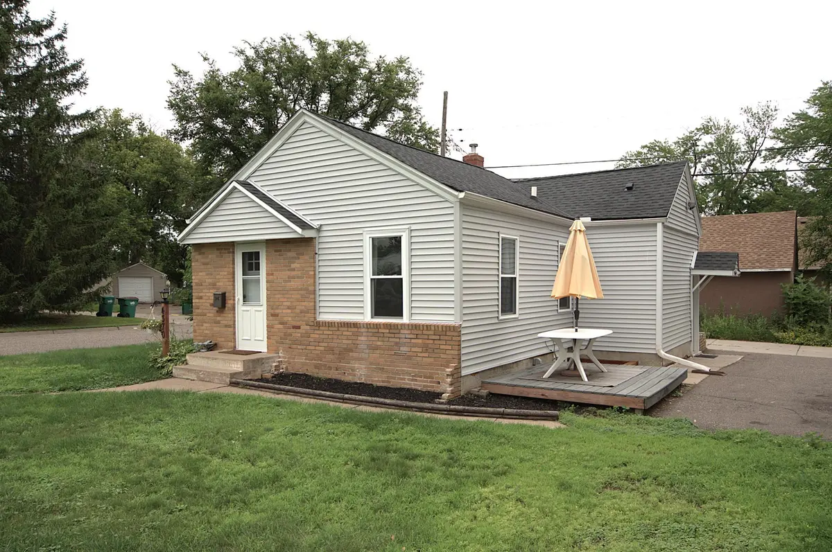 4370 Adair AVE N, Crystal, MN 55422