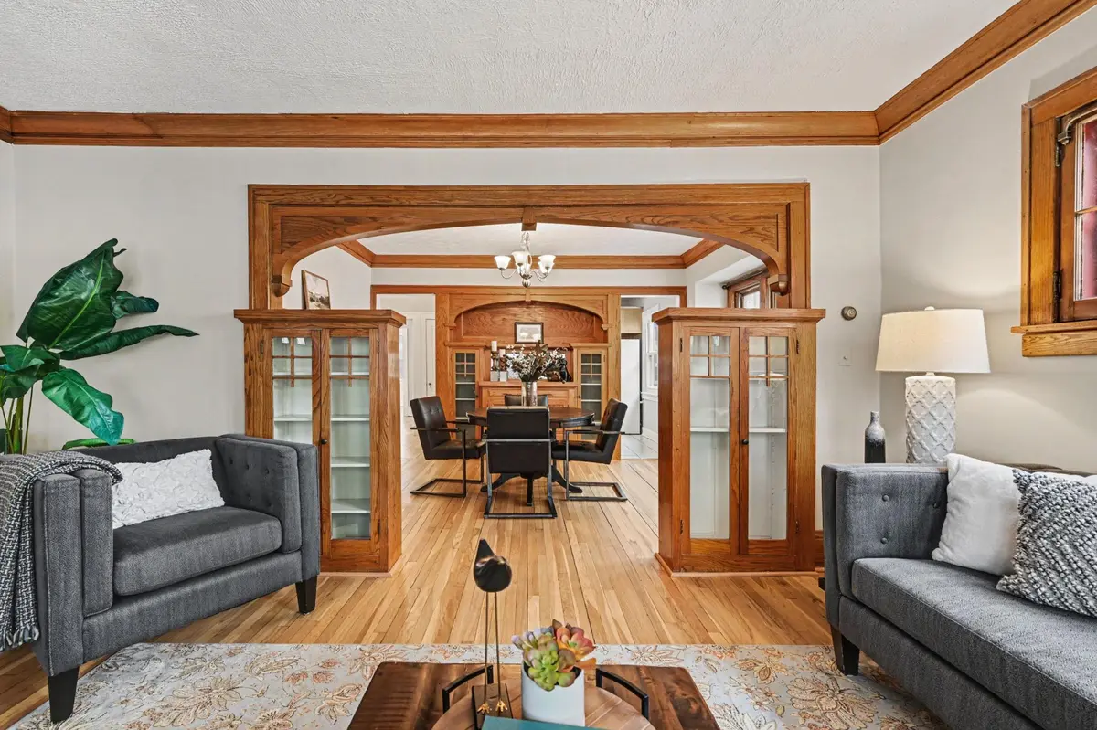 1550 Hague AVE, Saint Paul, MN 55104