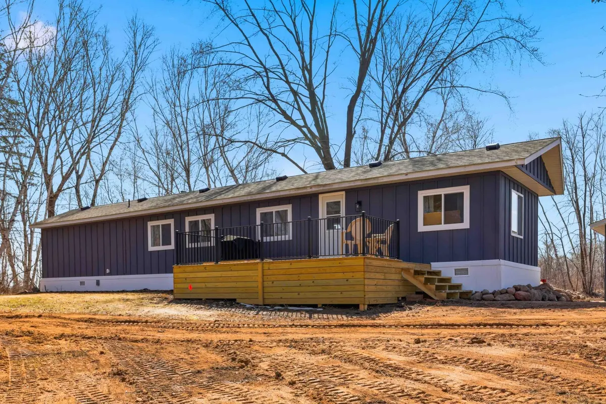 2058 Pine Knoll RD, Mora, MN 55051