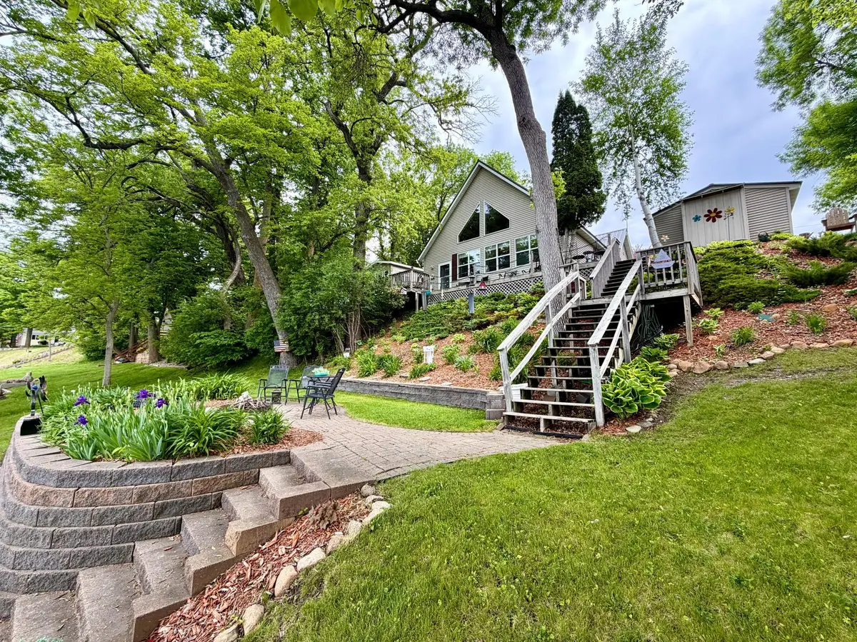 2666 N Lake Miltona DR NE, Alexandria, MN 56354