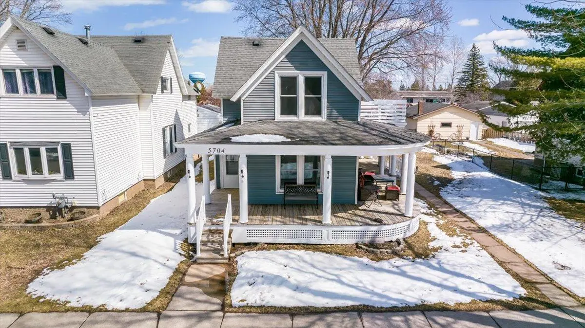 5704 John AVE, Superior, WI 54880
