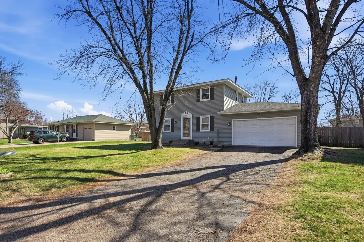 10819 President DR NE, Blaine, MN 55434