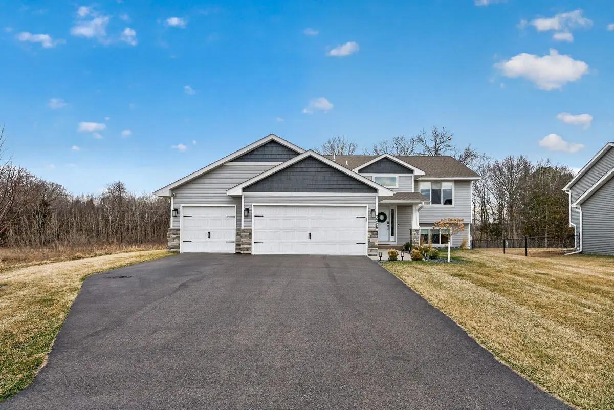 3325 237th AVE NW, Saint Francis, MN 55070