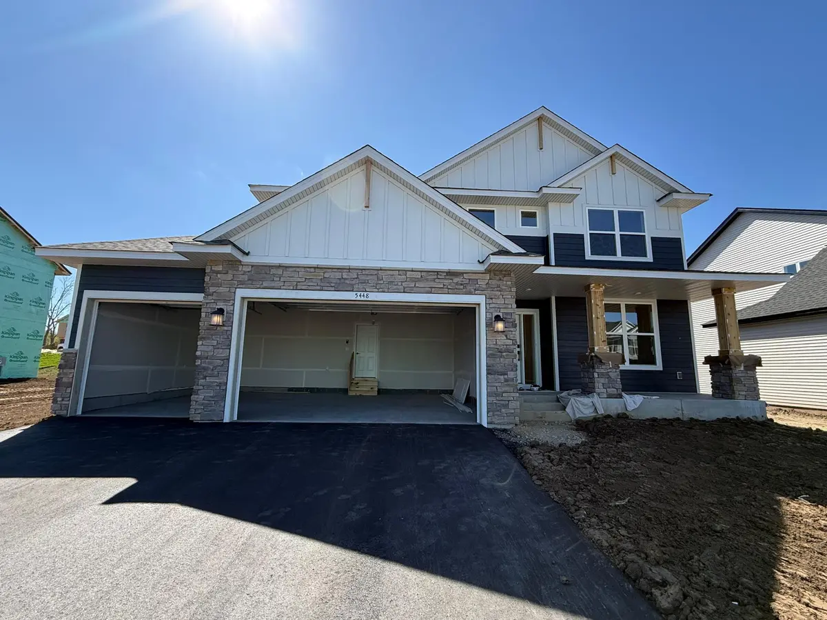 5448 Tallowtree LN, Woodbury, MN 55129